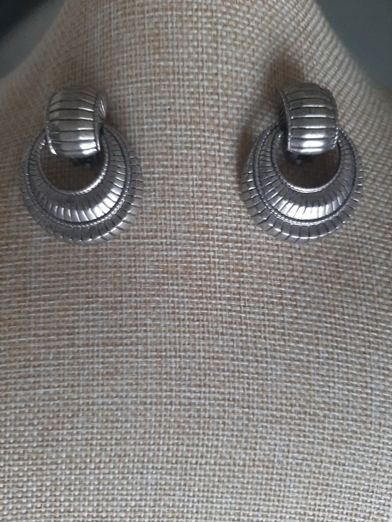 Jewelry - Vintage Ribbed Half-Moon Clip-On Earrings in Polished Silver Tone